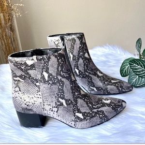 Esprit Snakeskin Ankle Booties NWT Gray 7